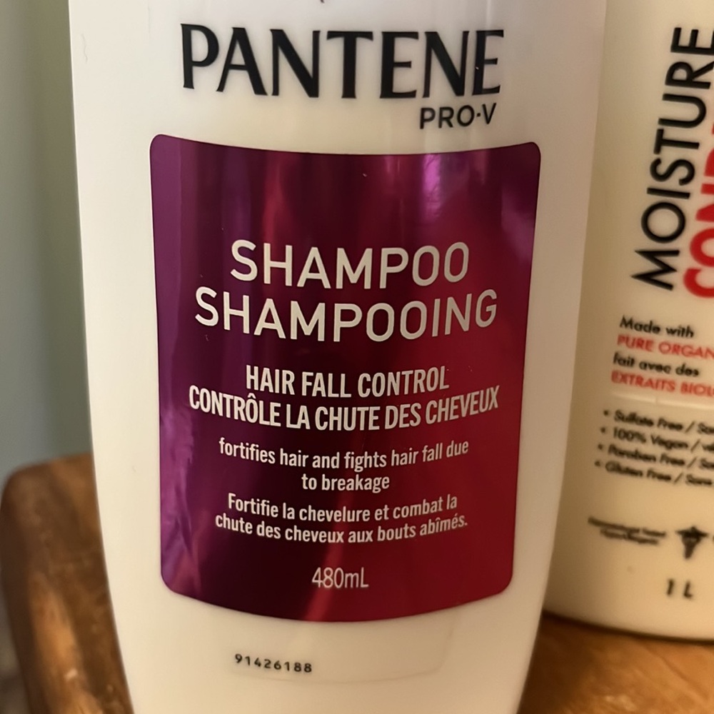 Shampoo and Conditioner - Picture 2 of 6